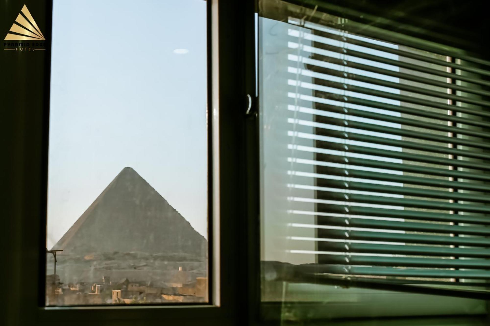 Pyramid Edge Hotel & Exclusive Pyramids View Rooftop Kafret el-Gabal Extérieur photo
