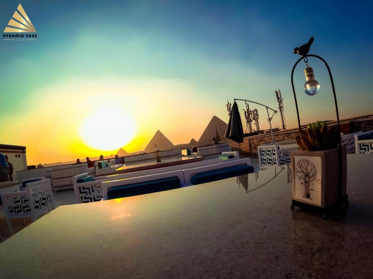 Pyramid Edge Hotel & Exclusive Pyramids View Rooftop Kafret el-Gabal Extérieur photo